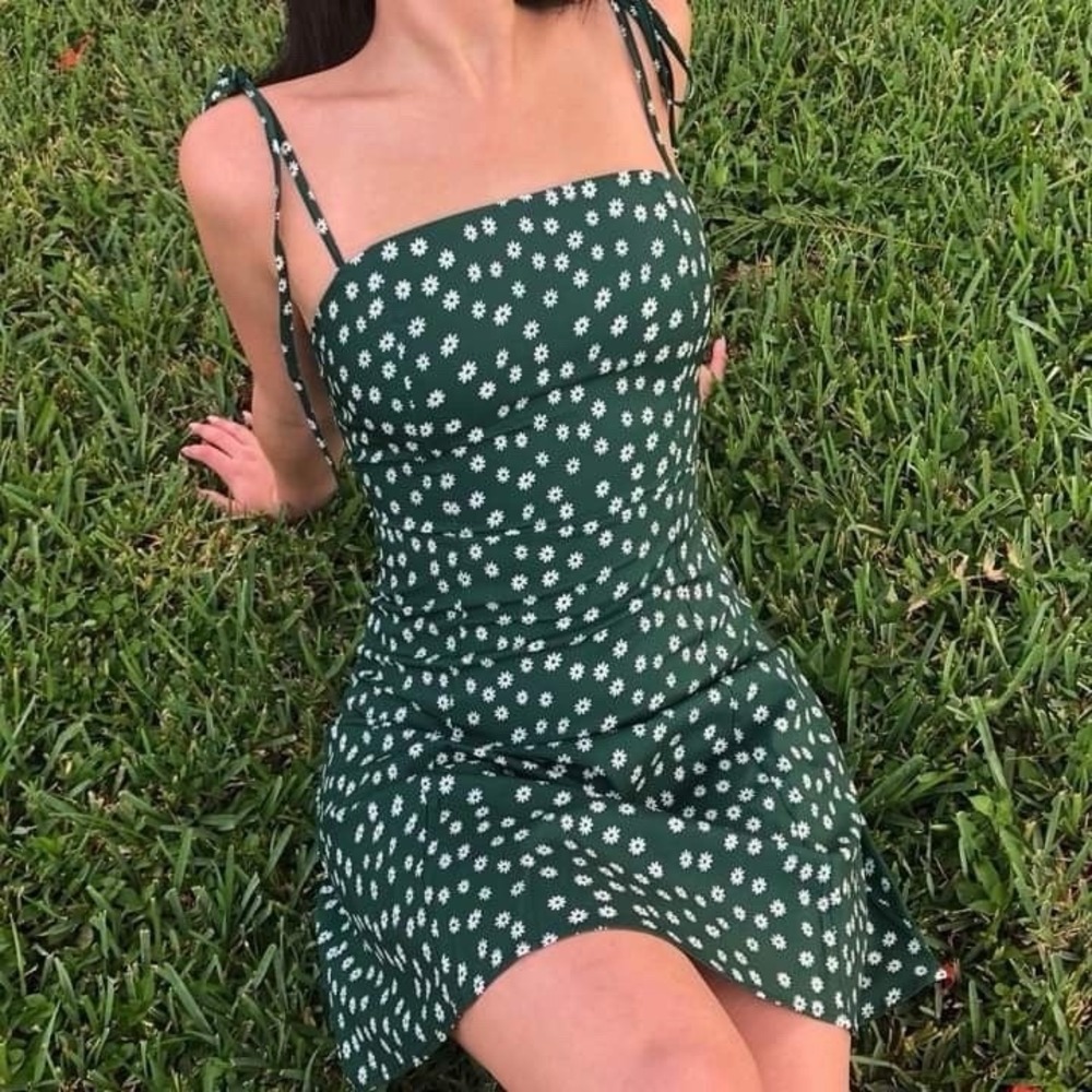 Reformation Sarah Mini Dress Sz 12 Green Floral Tie Back Cottagecore Coquette